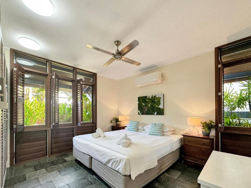 Wongalinga Beachfront Apt 6 Apartment in Wongaling Beach