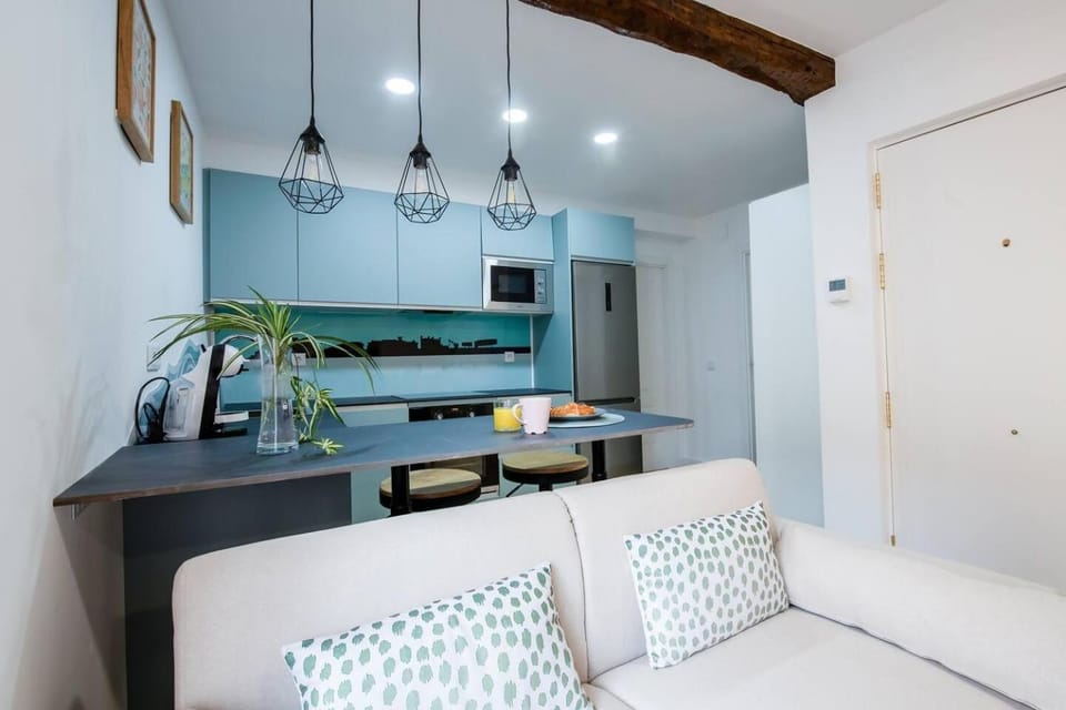 Santander Urban Beach Suite Apartment in Santander