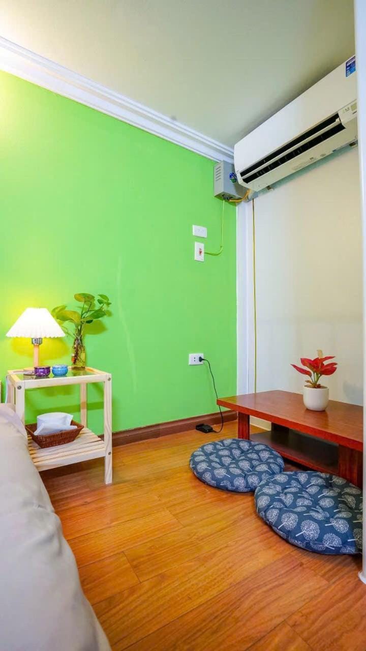 Bed, Bedroom, air conditioner