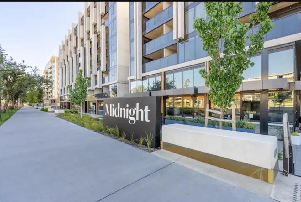 Little Midnight 1 Apartment in Canberra