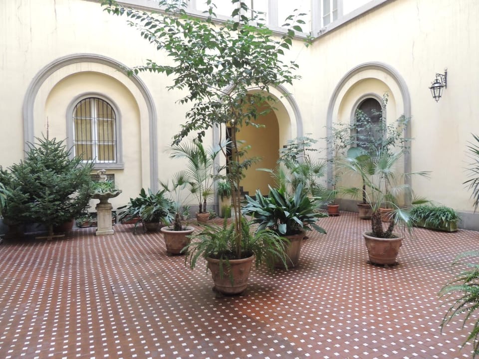 Property building, Inner courtyard view