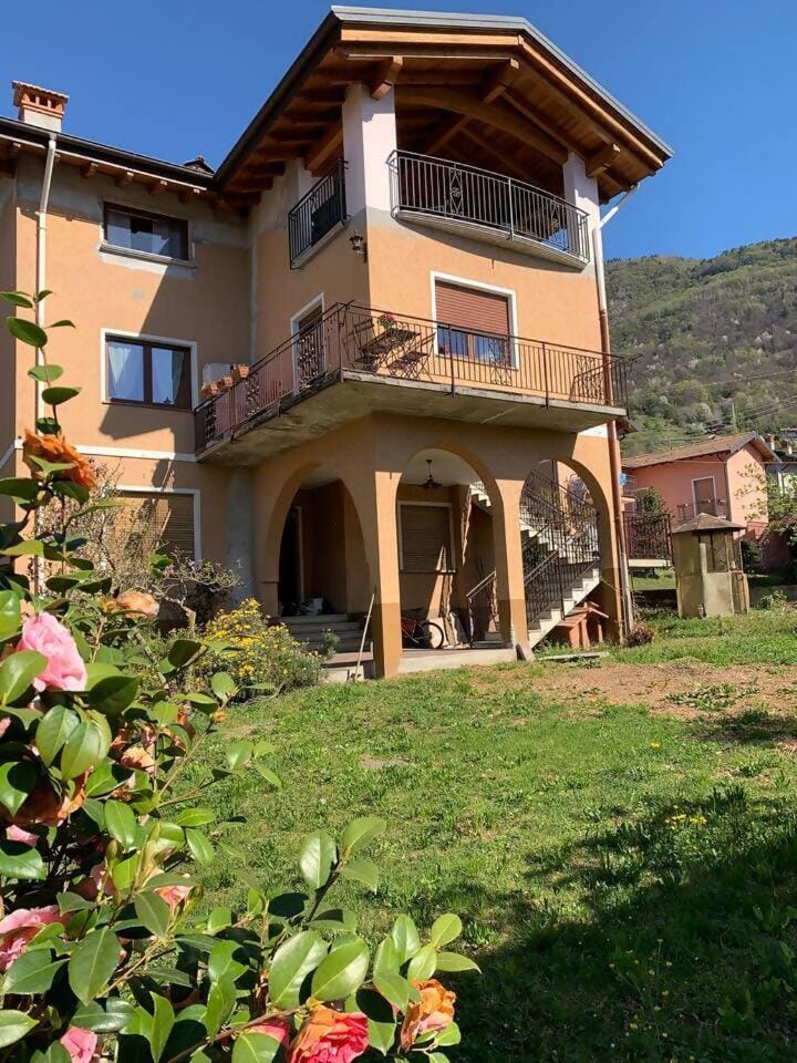 Casa Maurizio Apartment in Colico