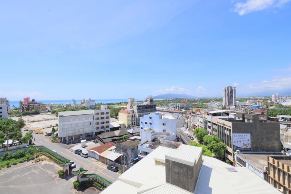 Neighbourhood, Natural landscape, Bird's eye view, Balcony/Terrace, City view, Sea view, Street view