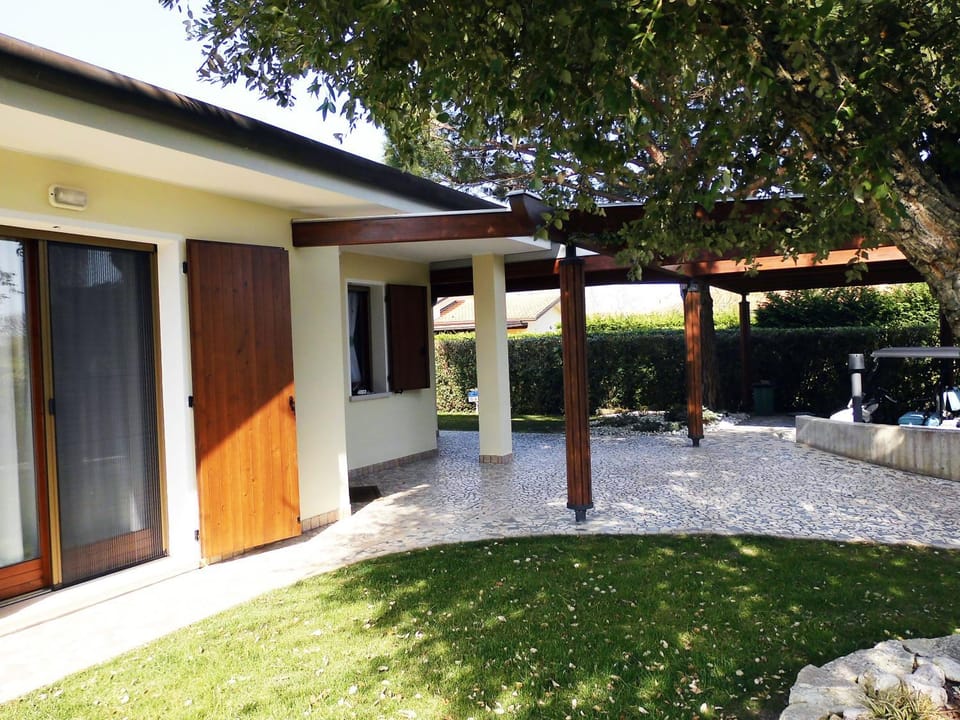 Francesca Villa in Isola Albarella