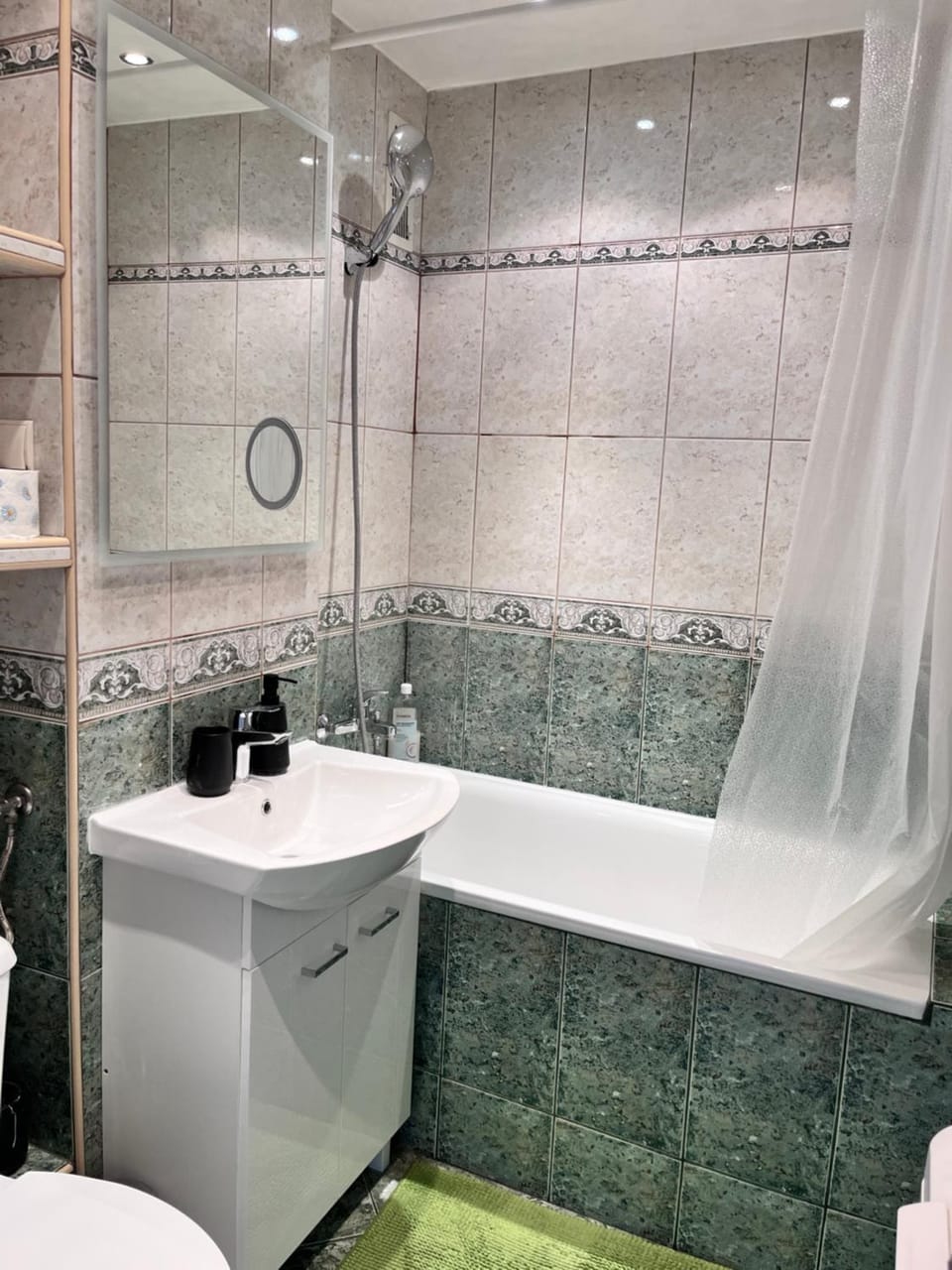 Bathroom, Bath