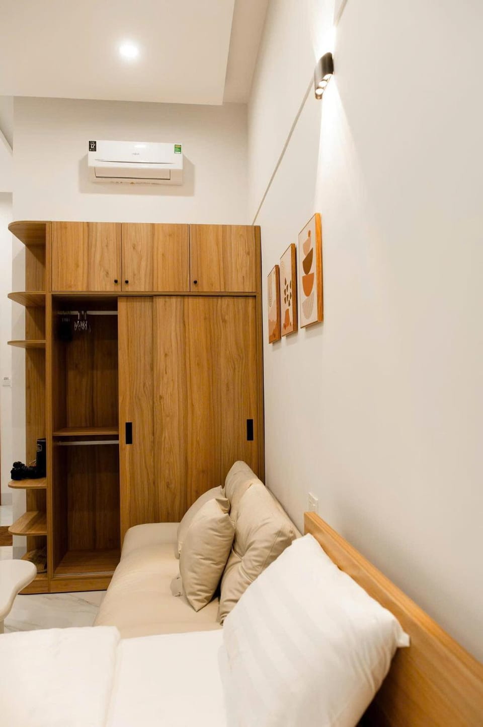 Bed, wardrobe