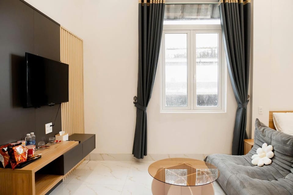 TV and multimedia, Seating area