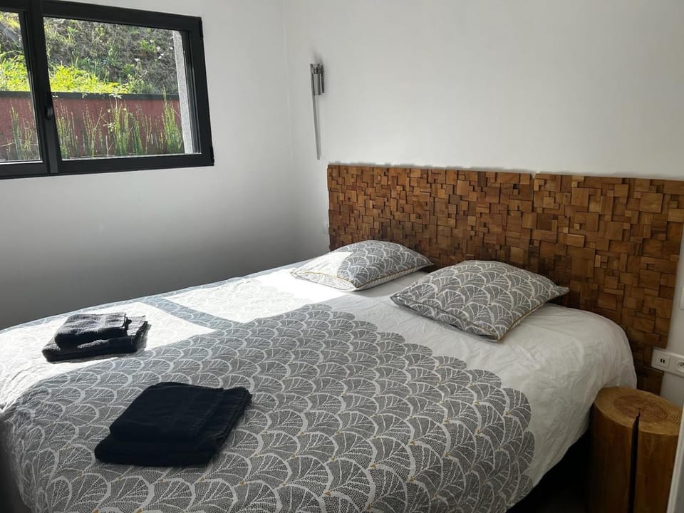 L'éphémère-Private Spa Apartment in Plérin
