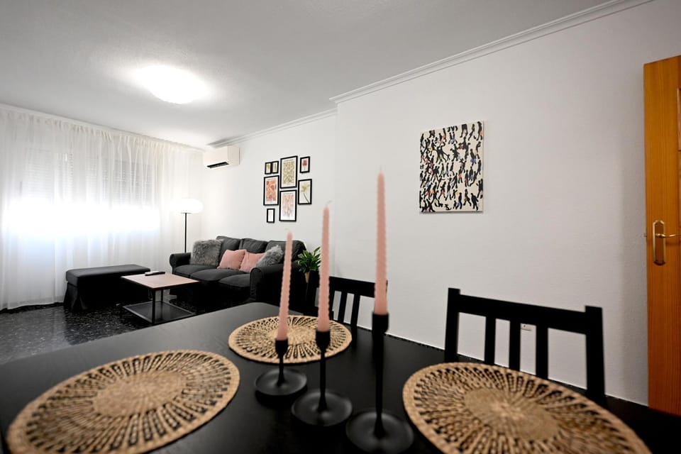 Living room, Dining area