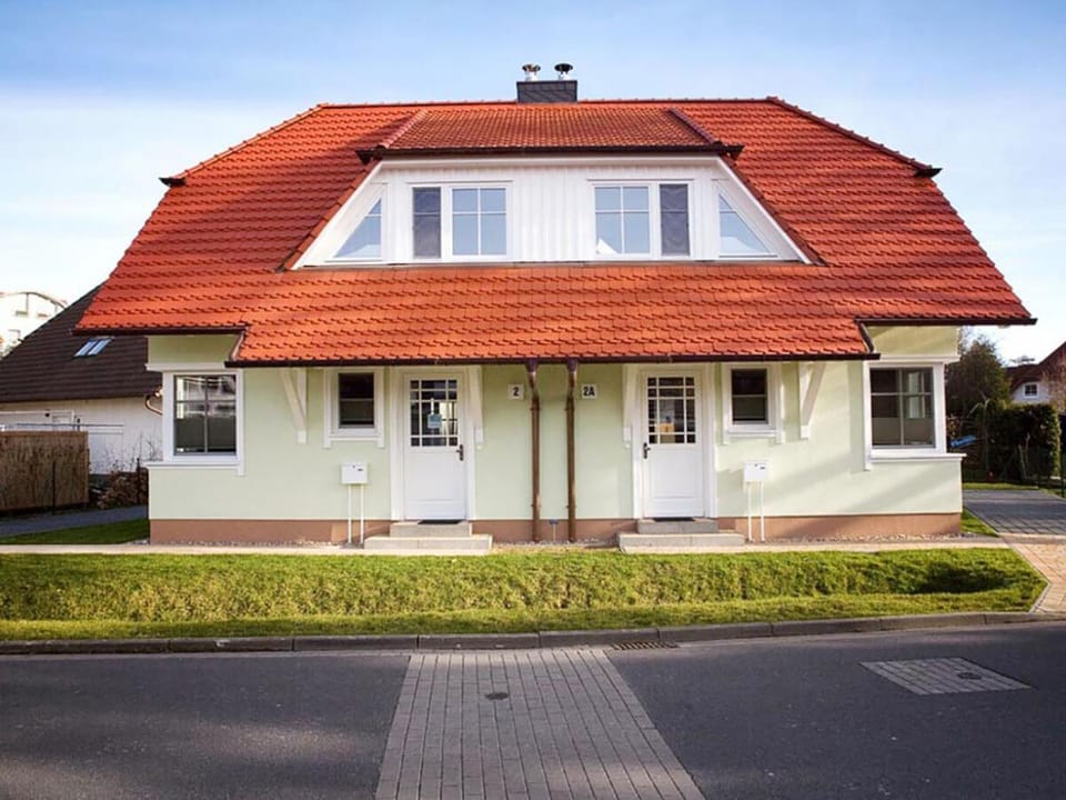 Property building, Neighbourhood, Street view