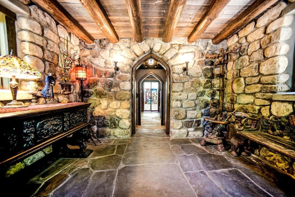 Regal Suite Rental in Breathtaking Castle near Lake George, Upstate New York House in Bolton Landing