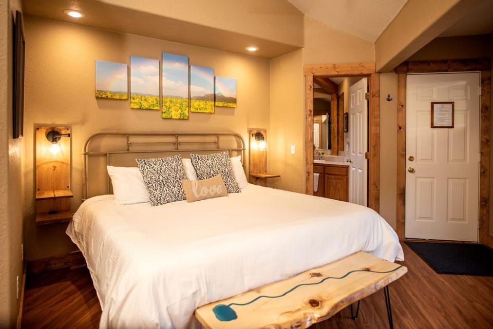 Bed, Bedroom