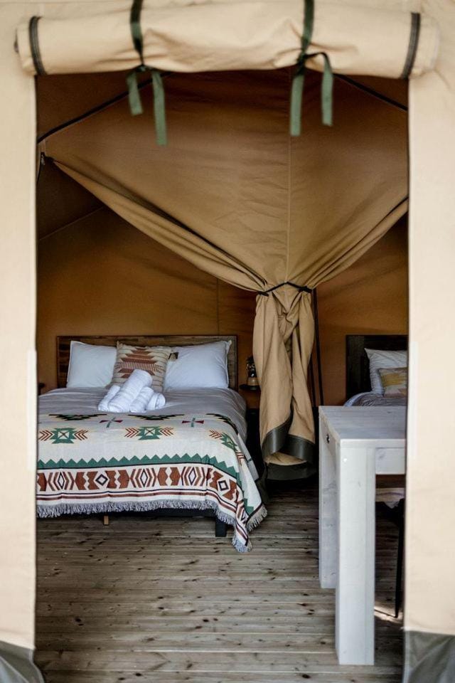 Lakefront Safari Tent with Fire Pit and Sauna in North Woodstock, New Hampshire Luxury tent in Woodstock