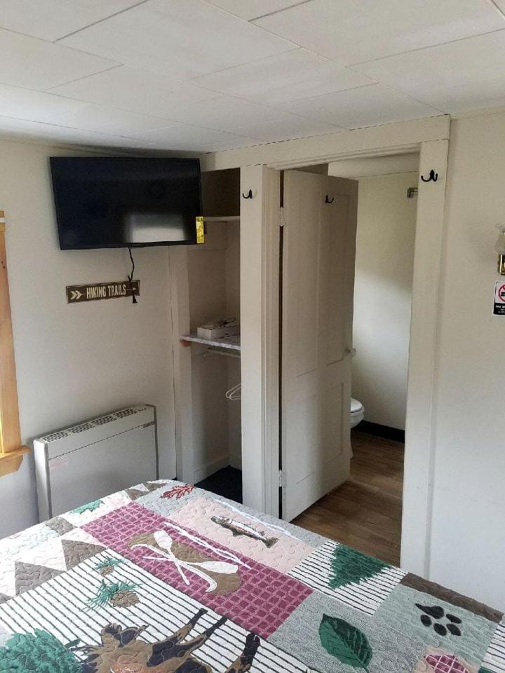 Cozy Cabin Rental for a Weekend Getaway in New Hampshire Cabin in Clarksville