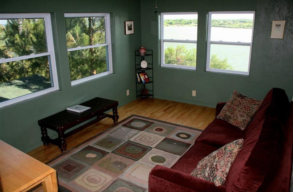 Pet-Friendly Cottage on Buchanan Lake near Marble Falls, Texas House in Rio Grande