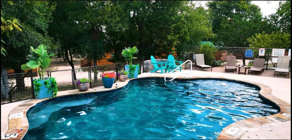 Lovely Log Cabin Rental for Four near San Antonio Texas Cabin in Lakehills