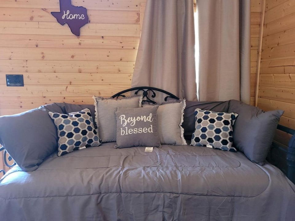 Lovely Nature Getaways near Austin, Texas, in this Cute Cabin Rental in Pipe Creek Cabin in Lakehills