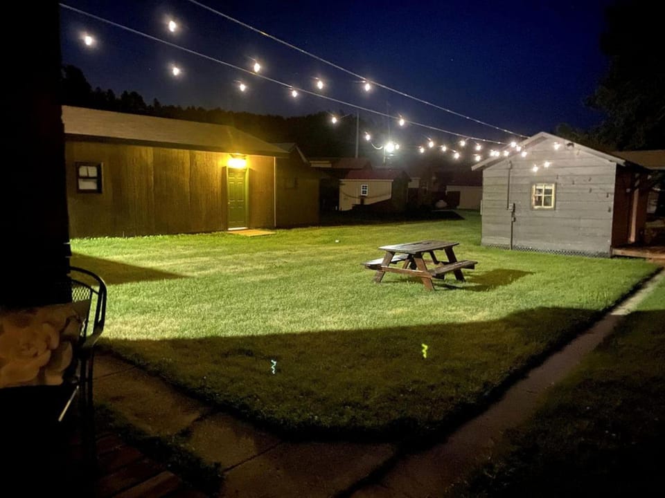 Cozy Tiny Cabin 8 in Rapid City, SD Cabin in West Pennington