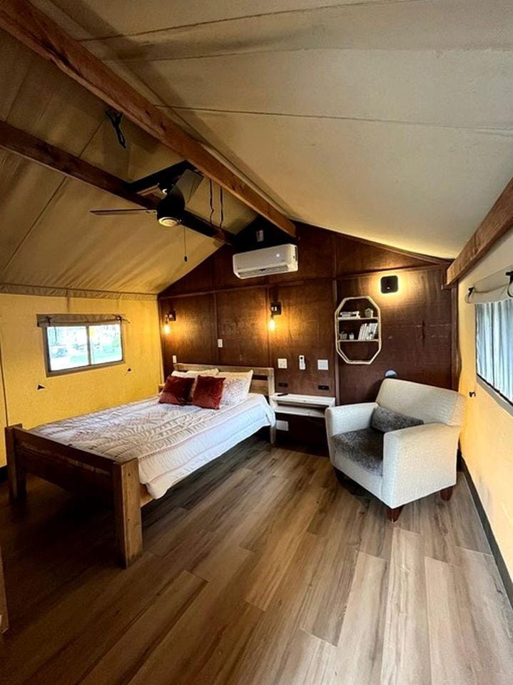 Newly Renovated Safari Tent Great for Couples in Gatlinburg, Tennesse House in Gatlinburg