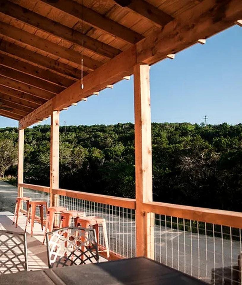 Wonderful Open-Plan Cottage for a Fantastic Family Retreat to Texas Hill Country near Dripping Springs, Texas House in Rio Grande