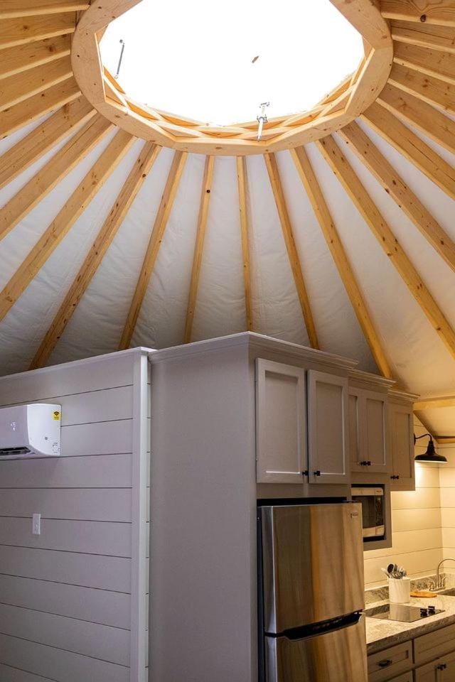 Fully-Equipped Yurt Rental for Memorable Family Vacations in Livingston, Texas Luxury tent in Lake Livingston