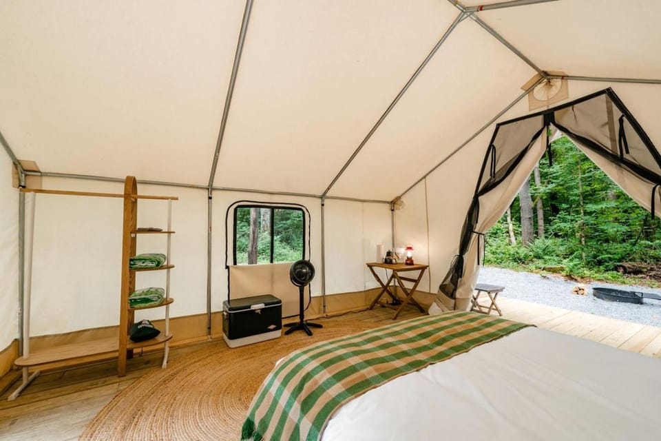 Gorgeous Safari Tent in the Lake George Area of the Adirondack Mountains, Perfect for a Family Weekend Away Luxury tent in Saratoga