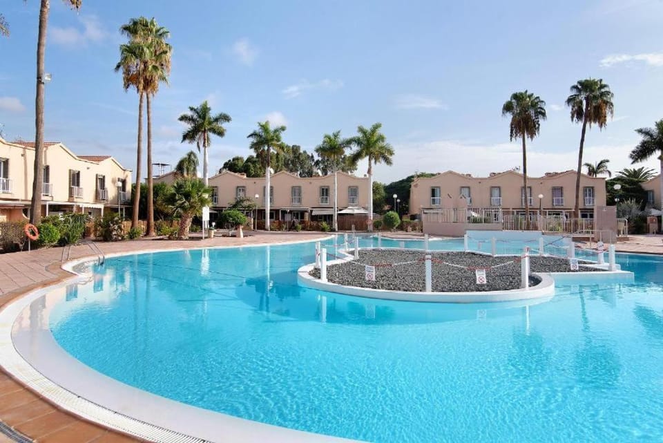 913 Green Oasis Club, near Meloneras Chalet in Maspalomas