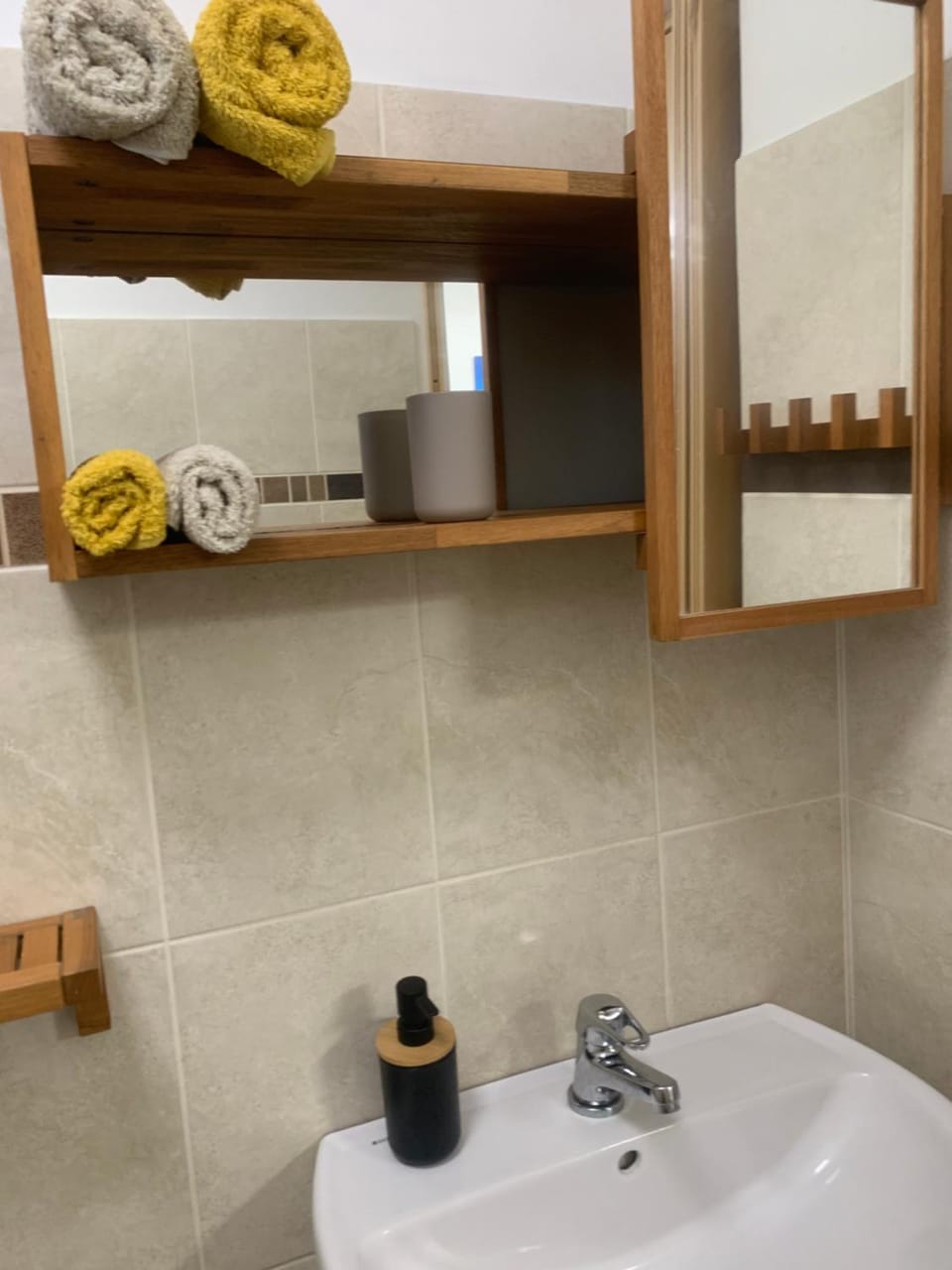Bathroom, towels