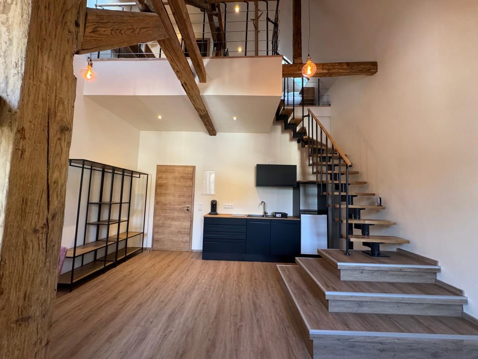 TV and multimedia, Kitchen or kitchenette