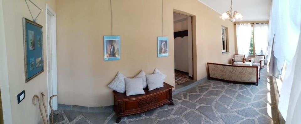 La Rosa Bianca Apartment in Liguria