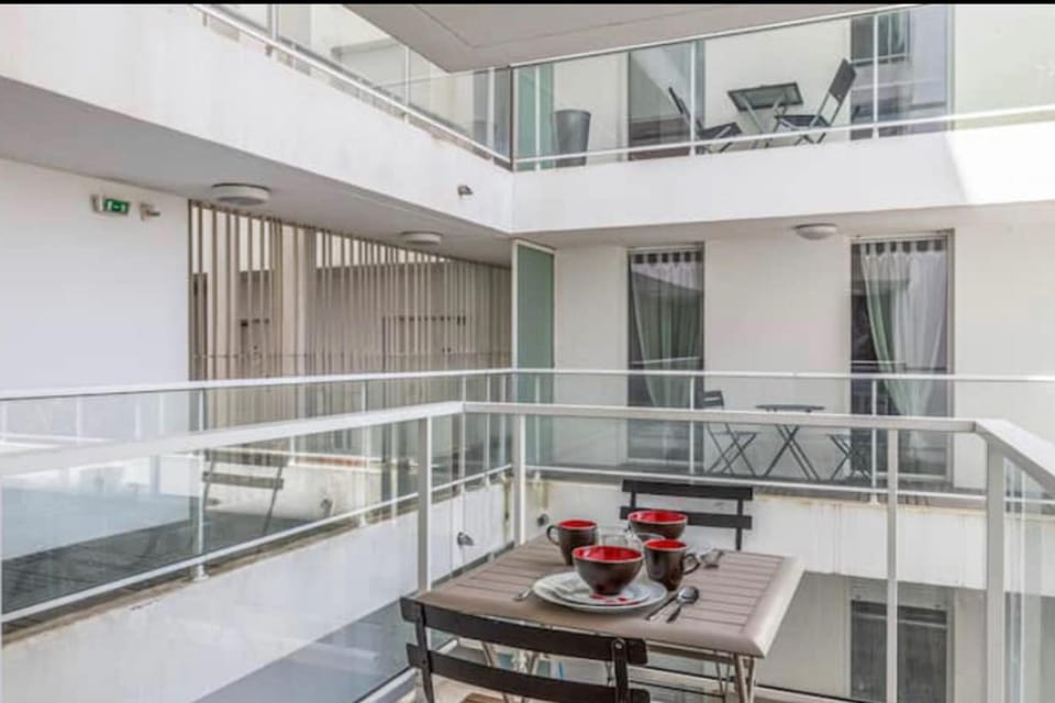 Studio with balcony in the heart of La Rochelle Apartment in La Rochelle