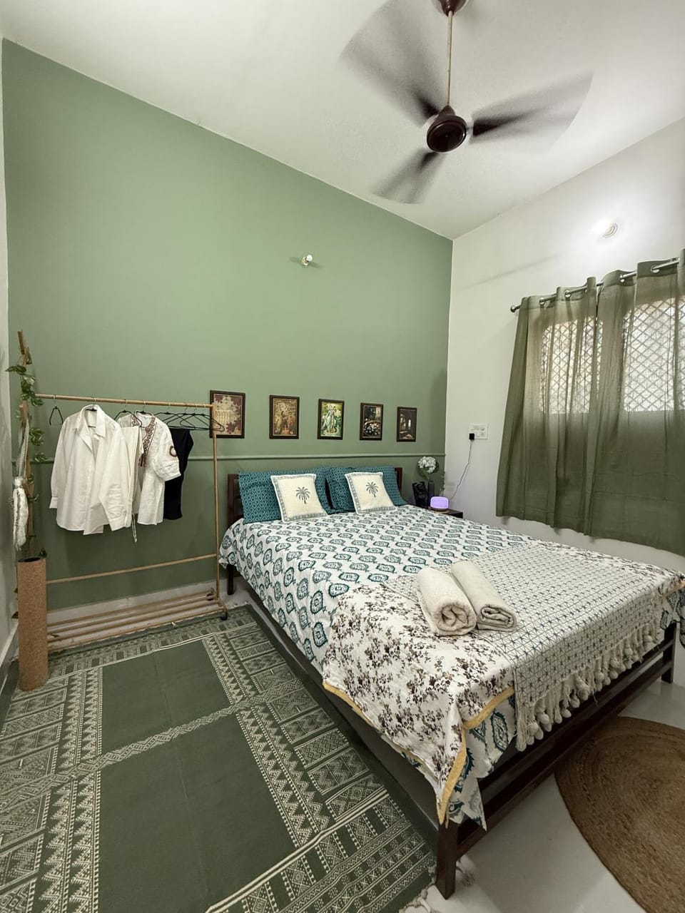 Photo of the whole room