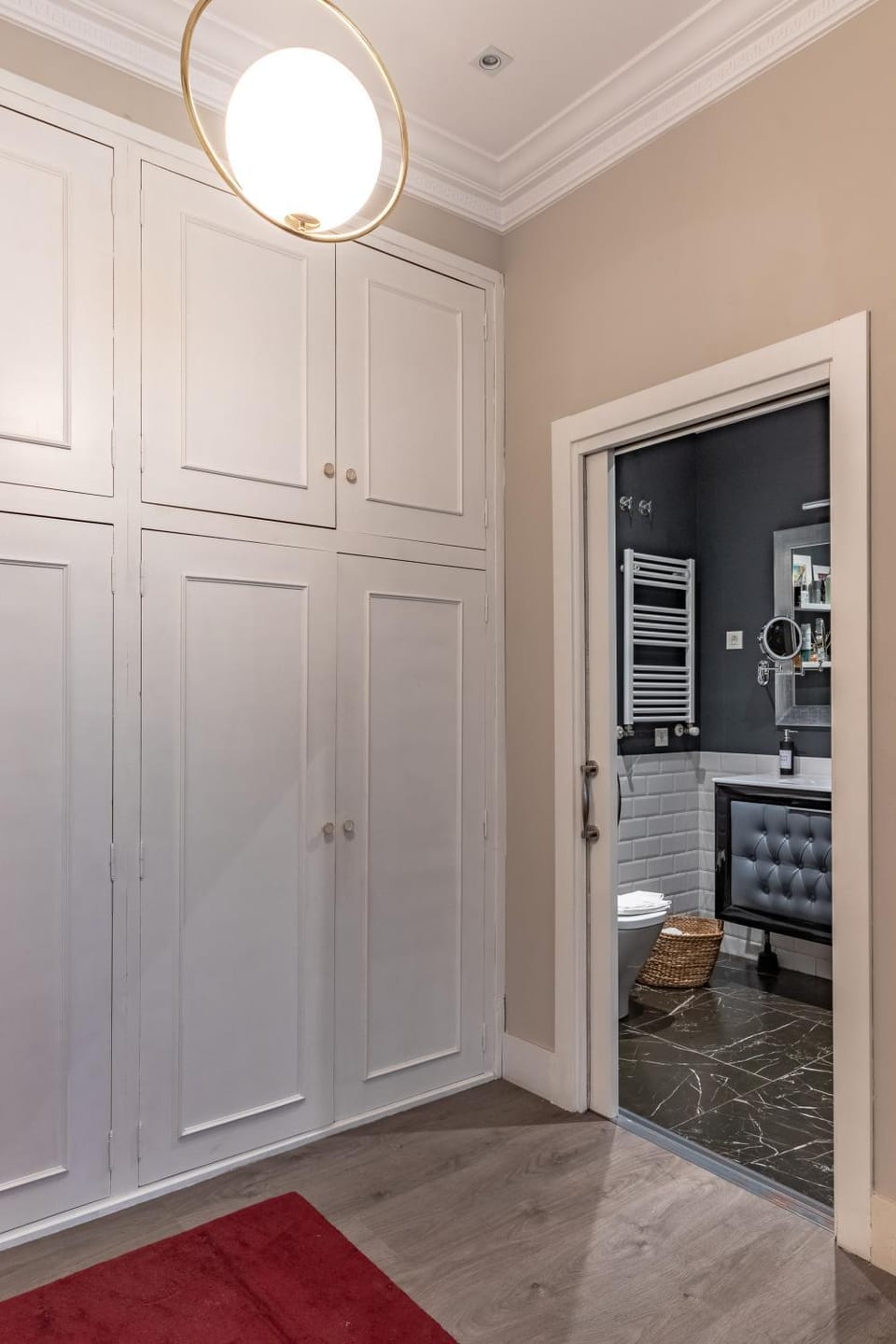 Bathroom, wardrobe