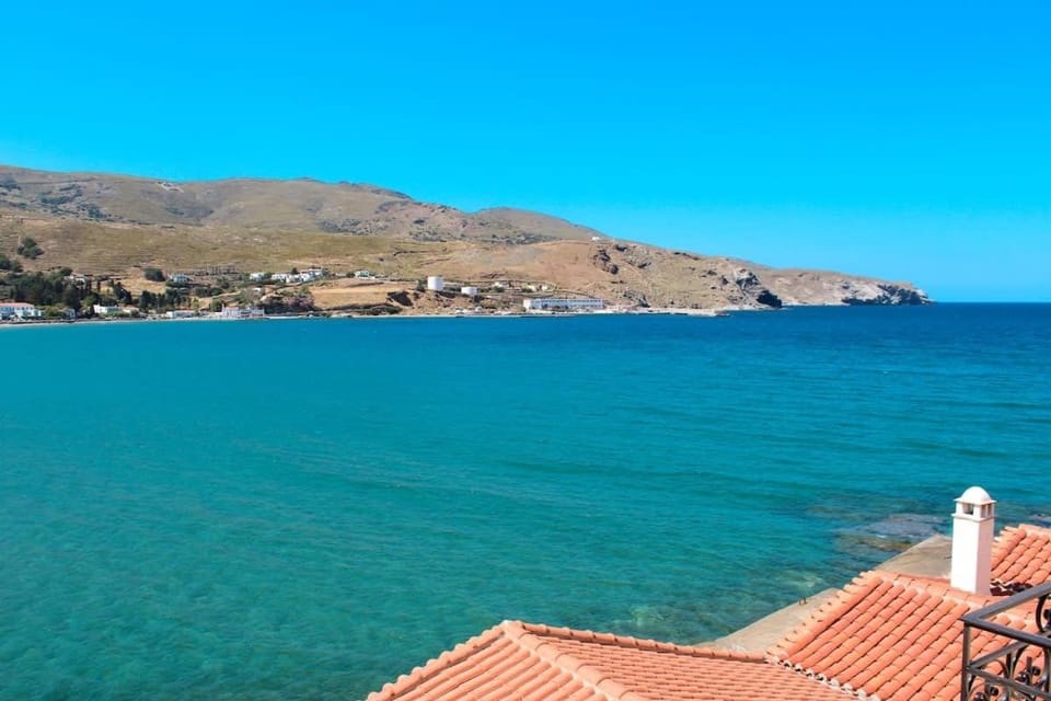 Chic Magnificent Sea View Suite Apartment in Decentralized Administration of the Aegean