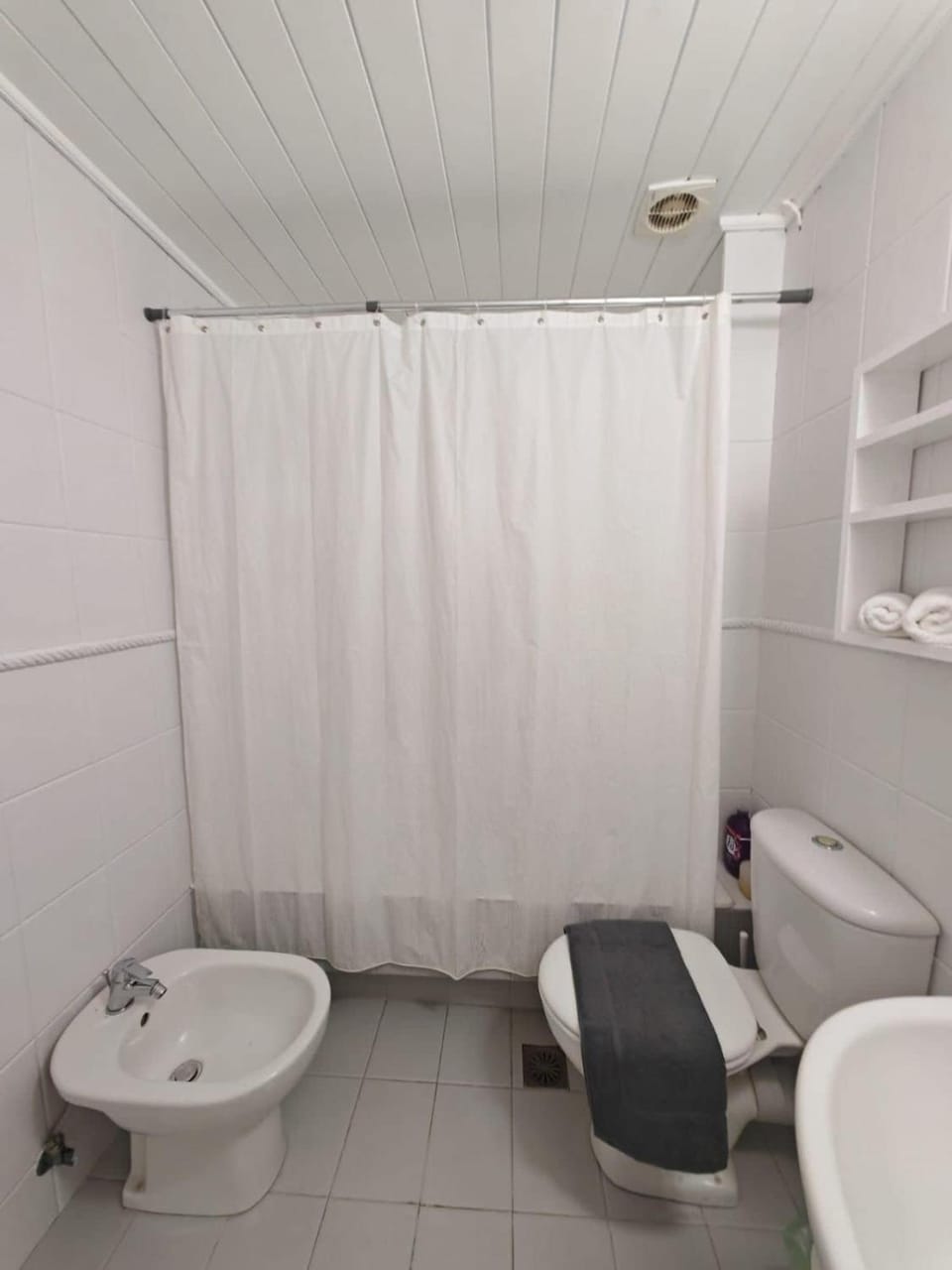Hidden Gem Convenient & Spacious Apartment in Decentralized Administration of the Aegean