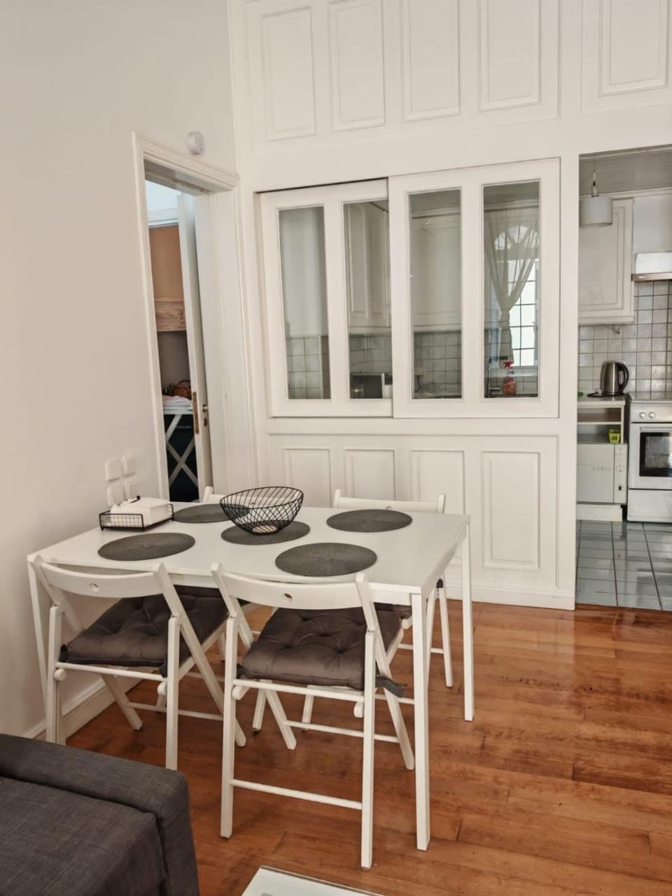 Hidden Gem Convenient & Spacious Apartment in Decentralized Administration of the Aegean