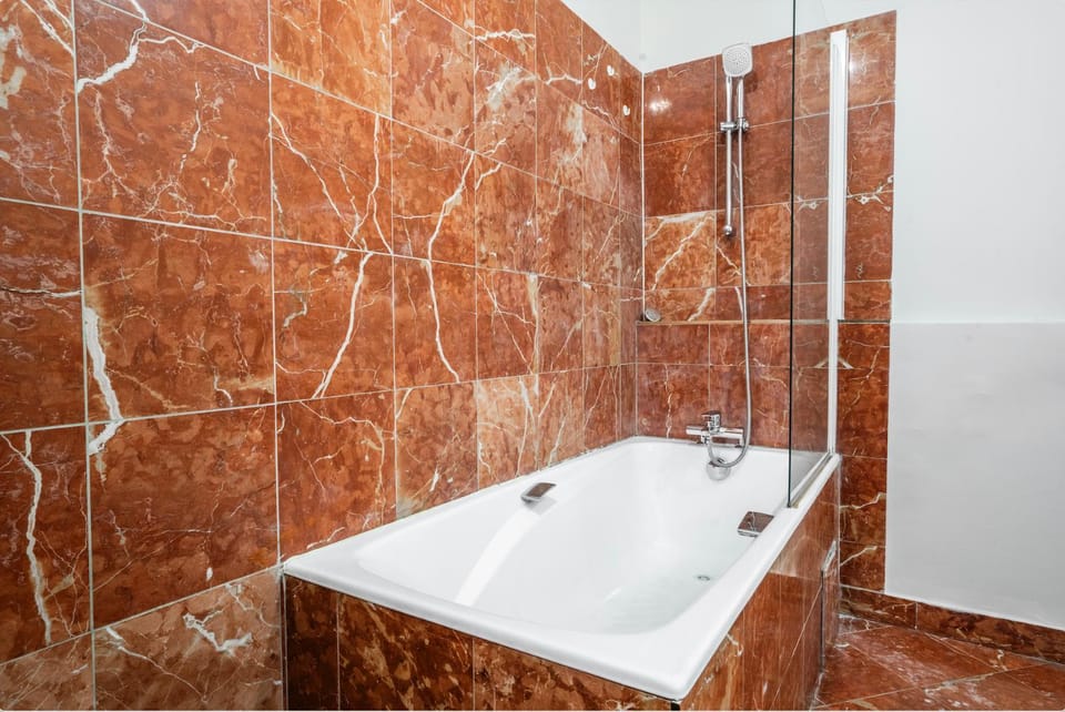 Bathroom, Bath