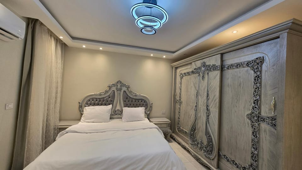 12طيبة بجامعة الدول بجوار مطعم أسماك قدورة Apartment in Egypt