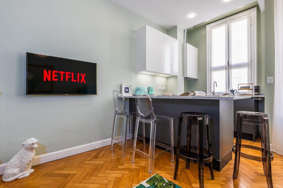 TV and multimedia, Kitchen or kitchenette, Dining area