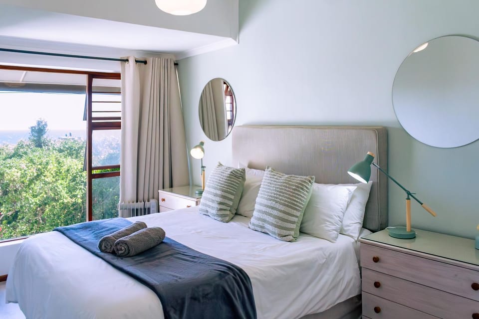 Bed, Photo of the whole room, Bedroom, towels, wardrobe