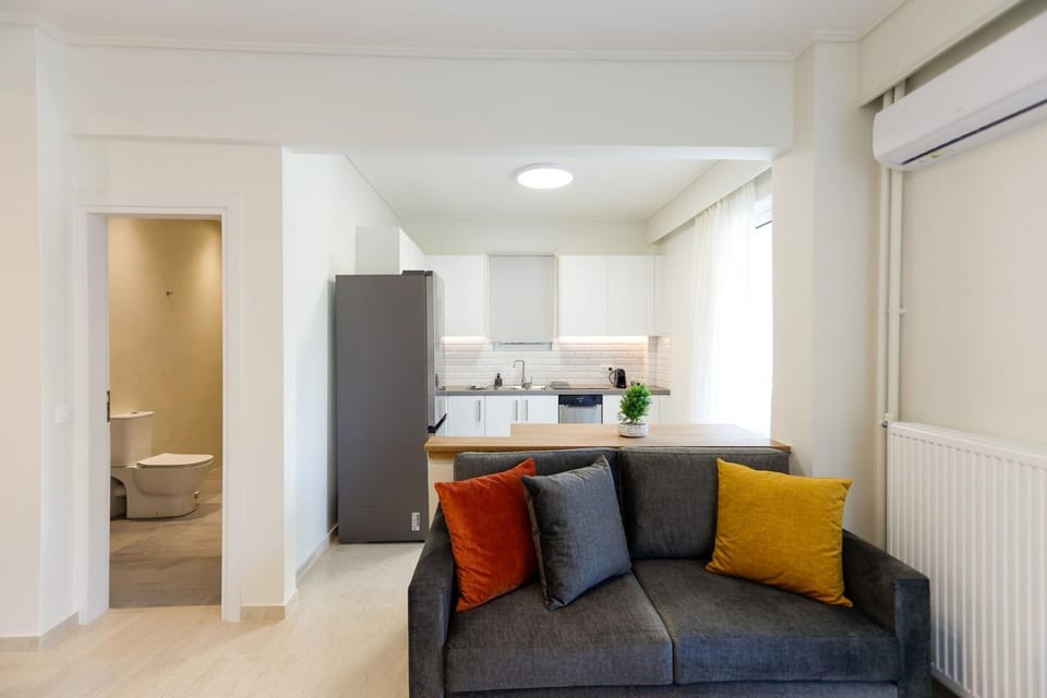 Modern 2-Bedroom Apartment in Downtown Glyfada Apartment in South Athens