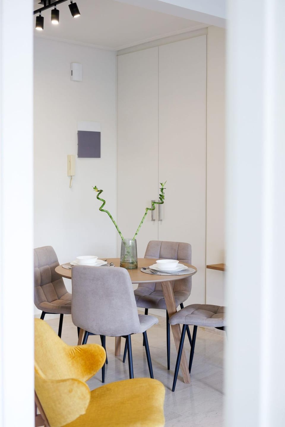 Modern 2-Bedroom Apartment in Downtown Glyfada Apartment in South Athens