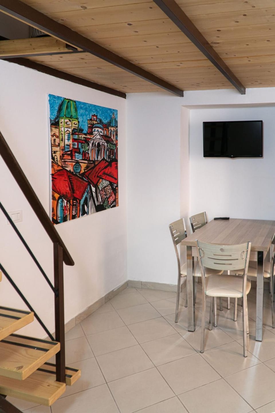 TV and multimedia, Dining area