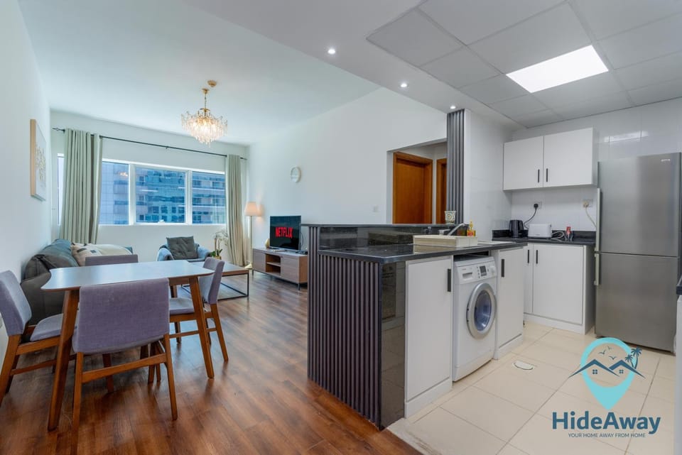 1BR Cozy and Bright Dubai Marina Apartment in Dubai
