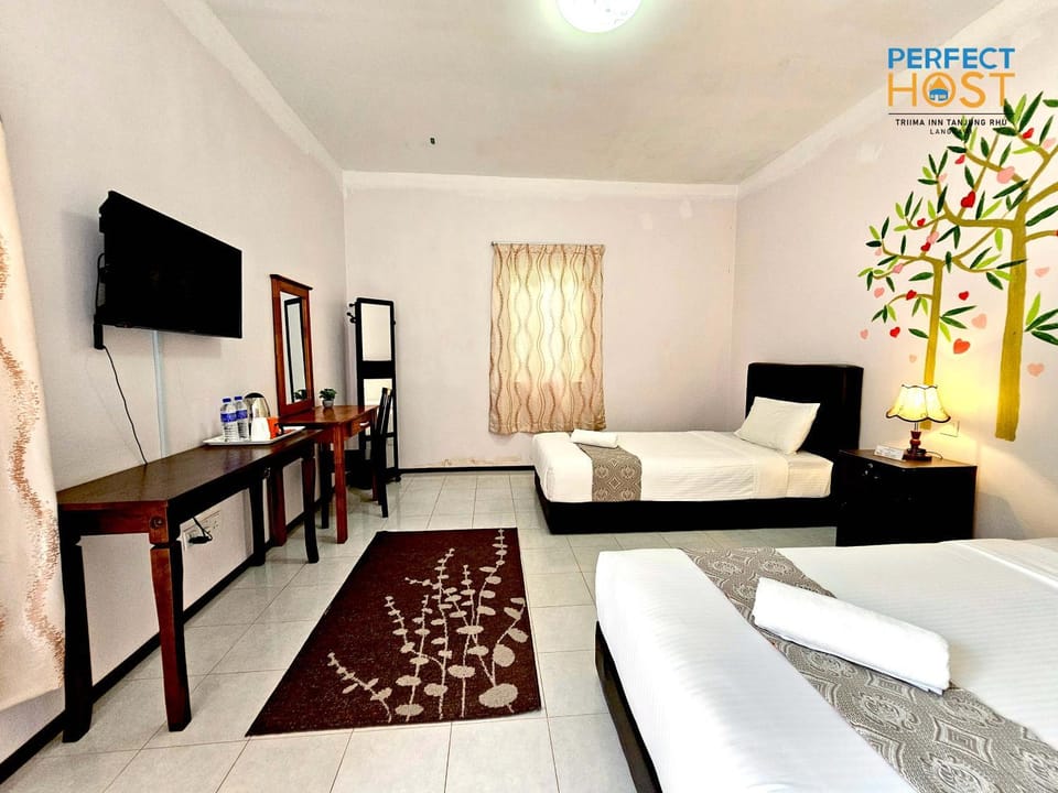 Bed, TV and multimedia, Photo of the whole room