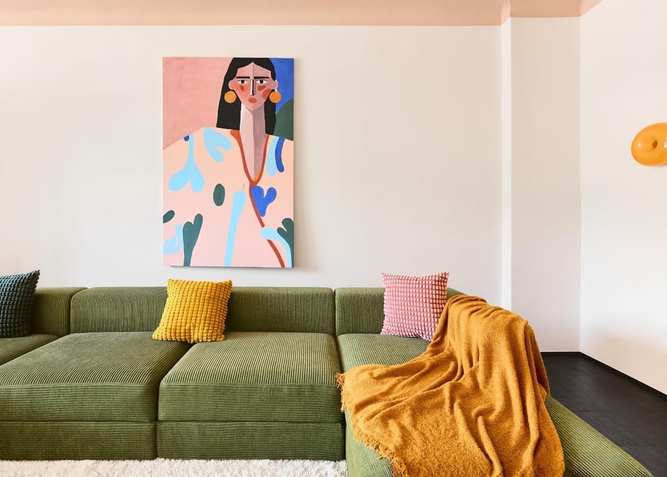 Living room, Decorative detail, Seating area