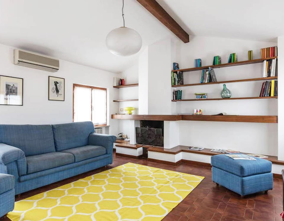 Living room, air conditioner