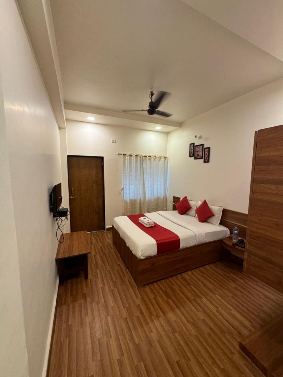 Hotel surya grande Hotel in Maharashtra