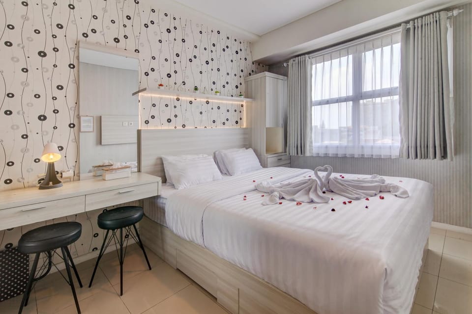 1BR Parahyangan Residences W Pool Apartment in Parongpong