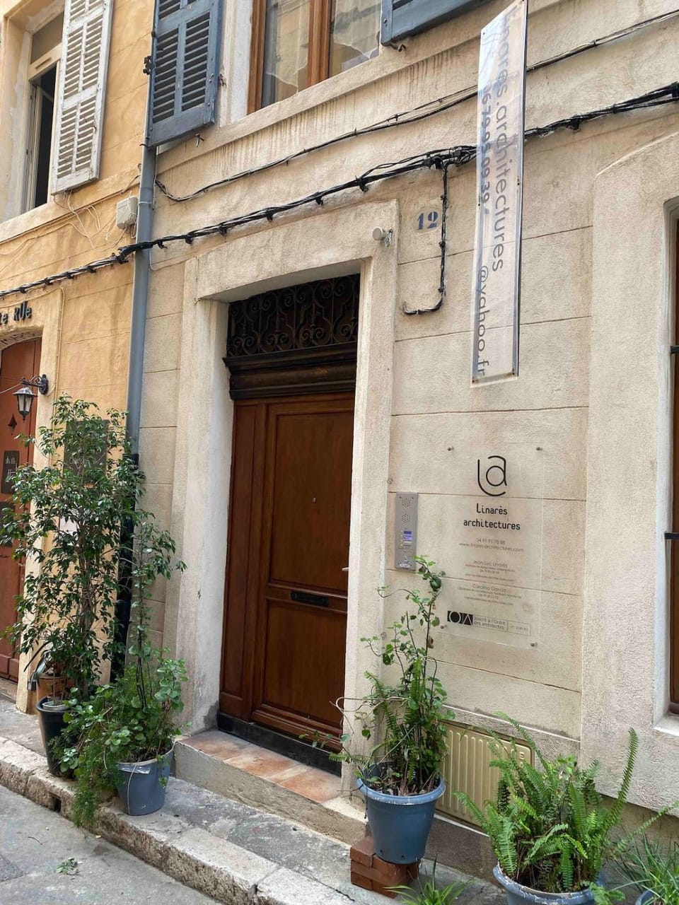 Facade/entrance